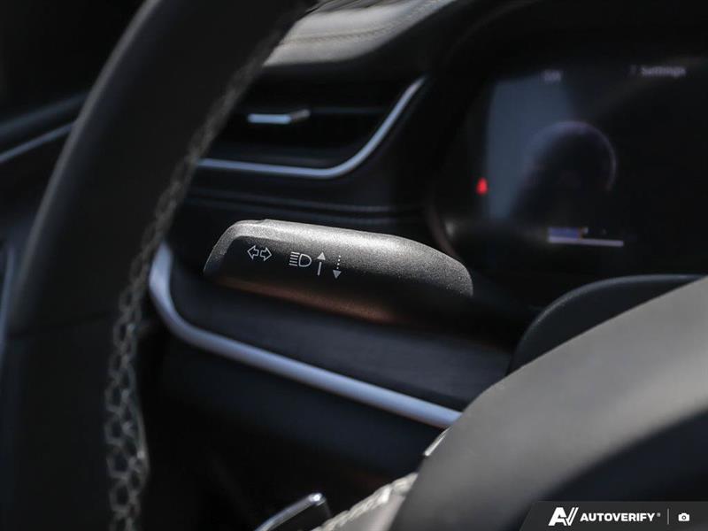 jeep Grand Cherokee 2023 - 11