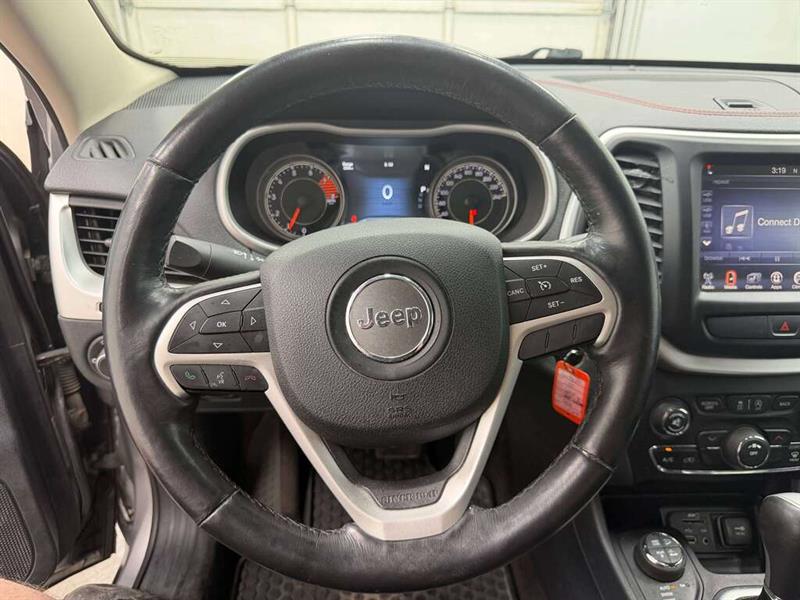 jeep Cherokee 2016 - 15