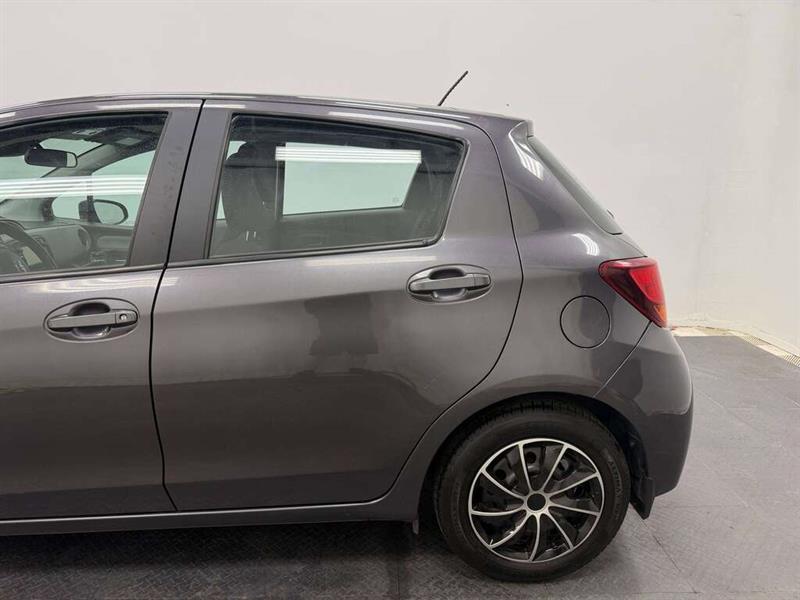 toyota Yaris 2017 - 4