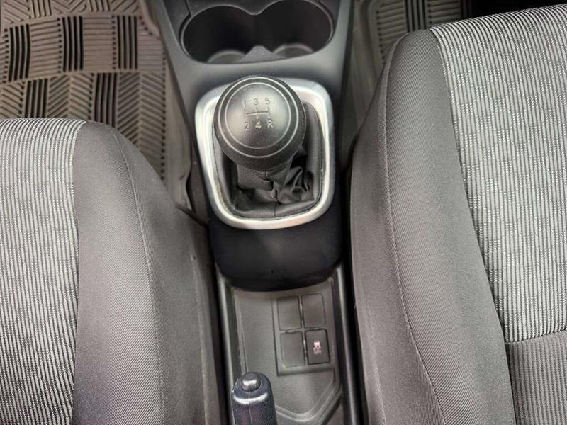 toyota Yaris 2017 - 22