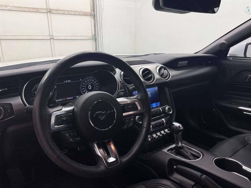 ford Mustang 2022 - 20