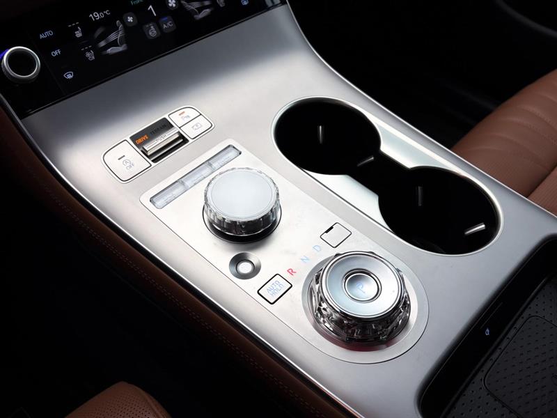 genesis GV70 2026 - 27