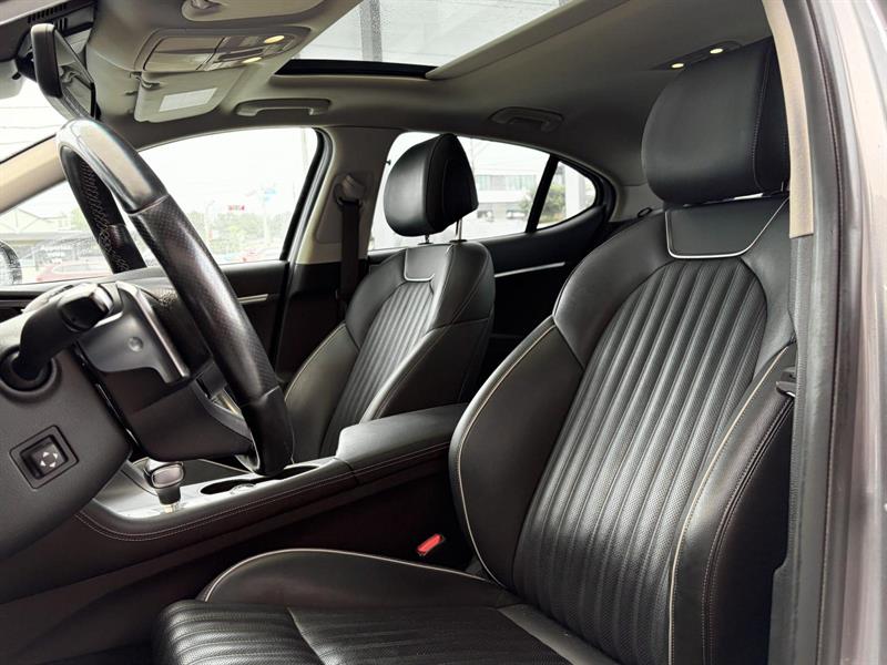 genesis G70 2021 - 13