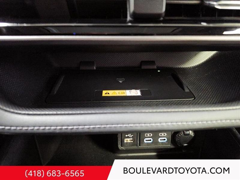 toyota Highlander 2023 - 16