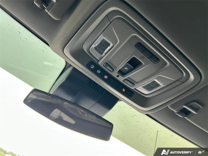 chevrolet Silverado 1500 2024 - 24