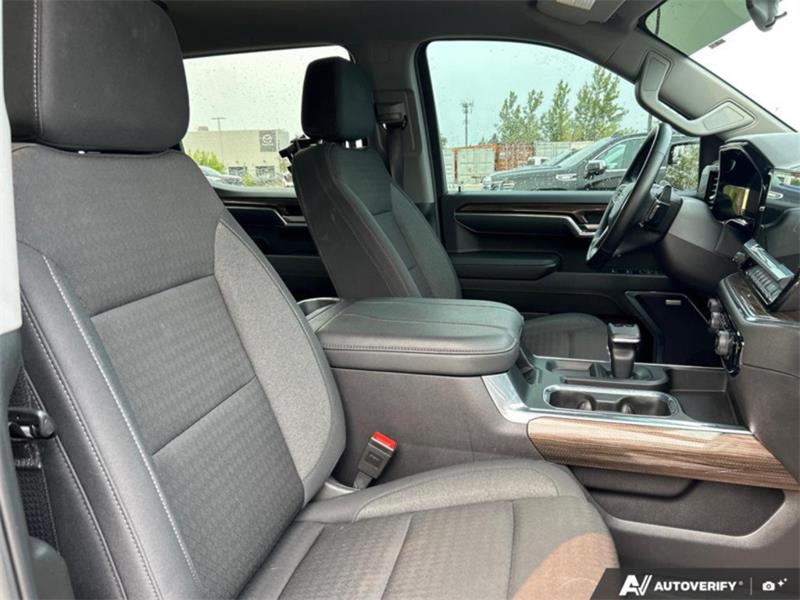 chevrolet Silverado 1500 2024 - 25