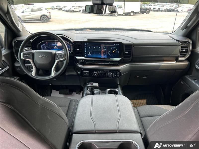chevrolet Silverado 1500 2024 - 27