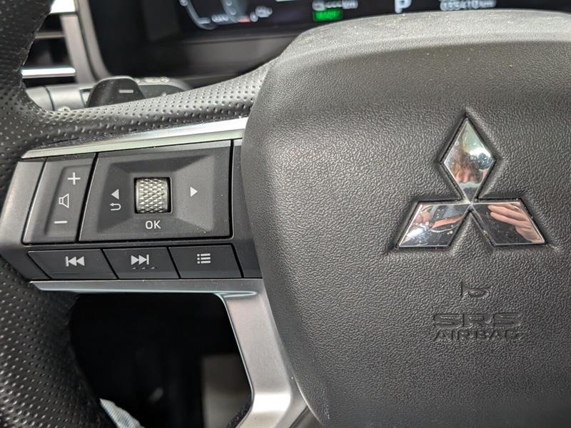 mitsubishi Outlander Plug-In Hybrid 2025 - 13