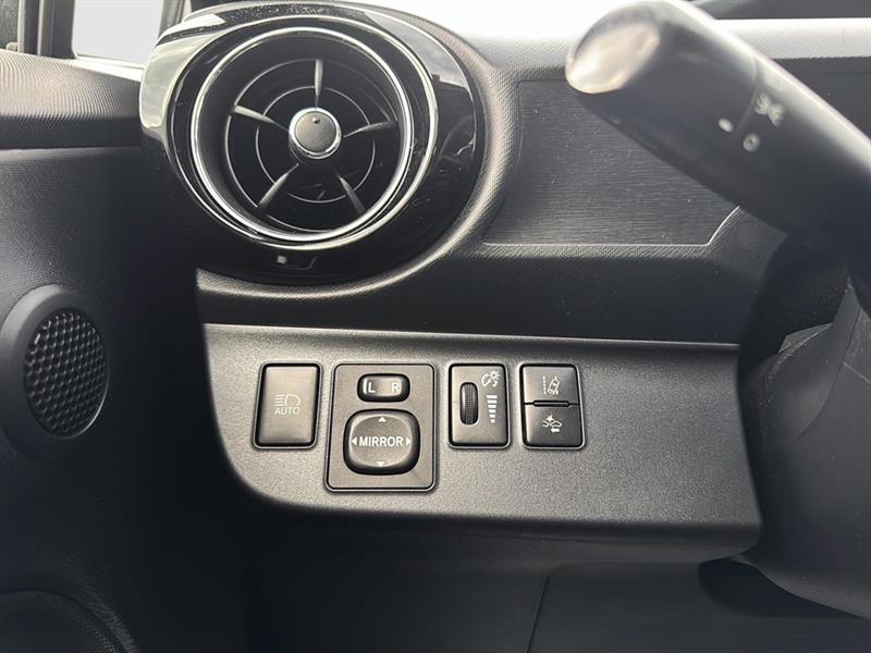 toyota Prius 2017 - 21
