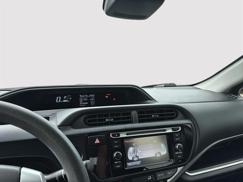 toyota Prius 2017 - 25