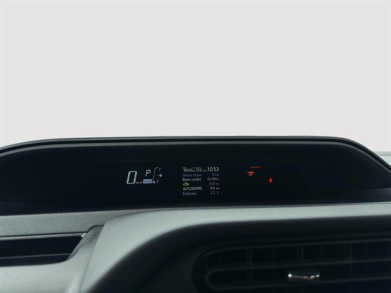 toyota Prius 2017 - 32