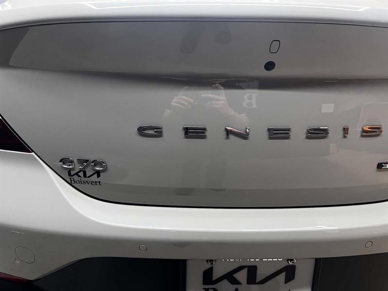 genesis G70 2024 - 9