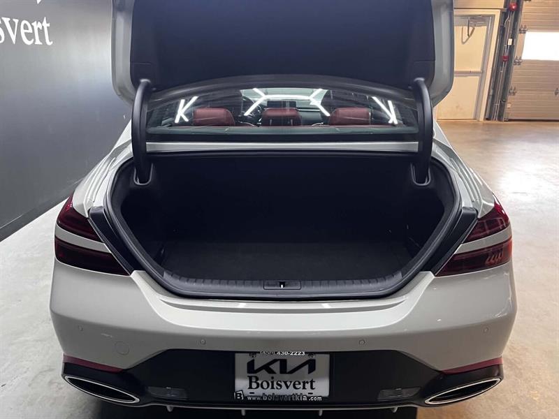 genesis G70 2024 - 11