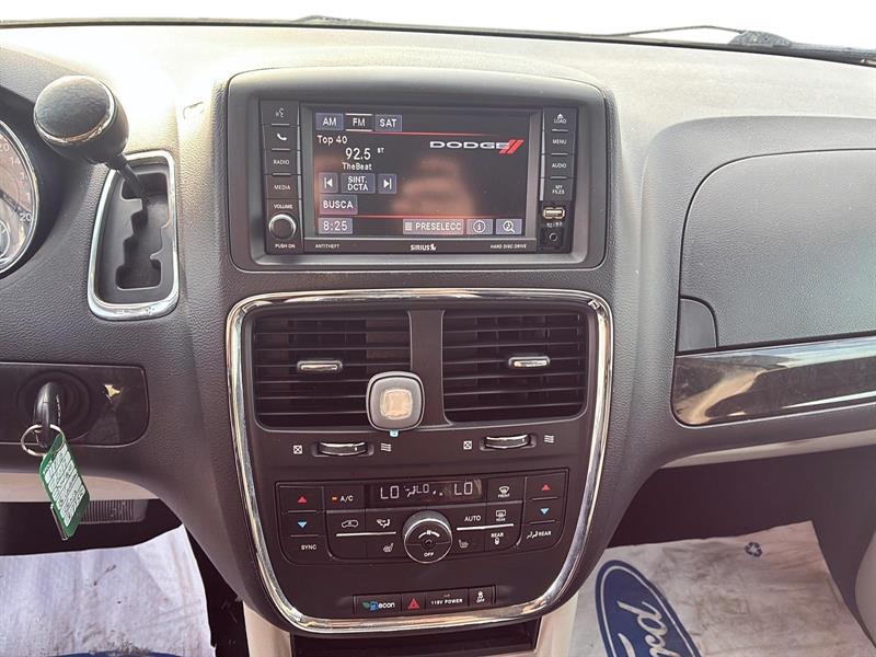 dodge Grand Caravan 2017 - 13
