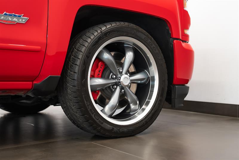 chevrolet Silverado 1500 2018 - 23