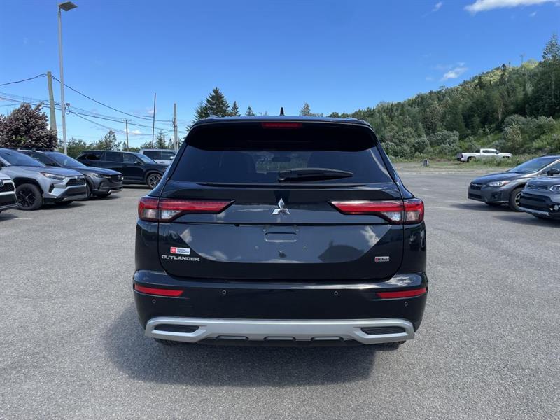mitsubishi Outlander 2022 - 4
