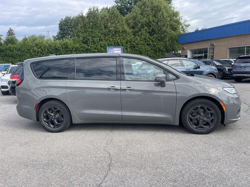chrysler Pacifica Hybrid 2022 - 8