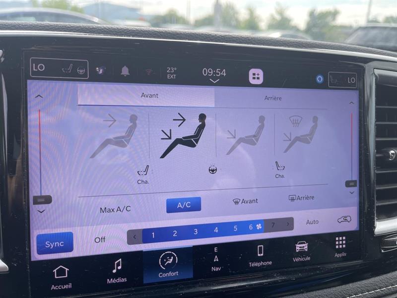 chrysler Pacifica Hybrid 2022 - 12