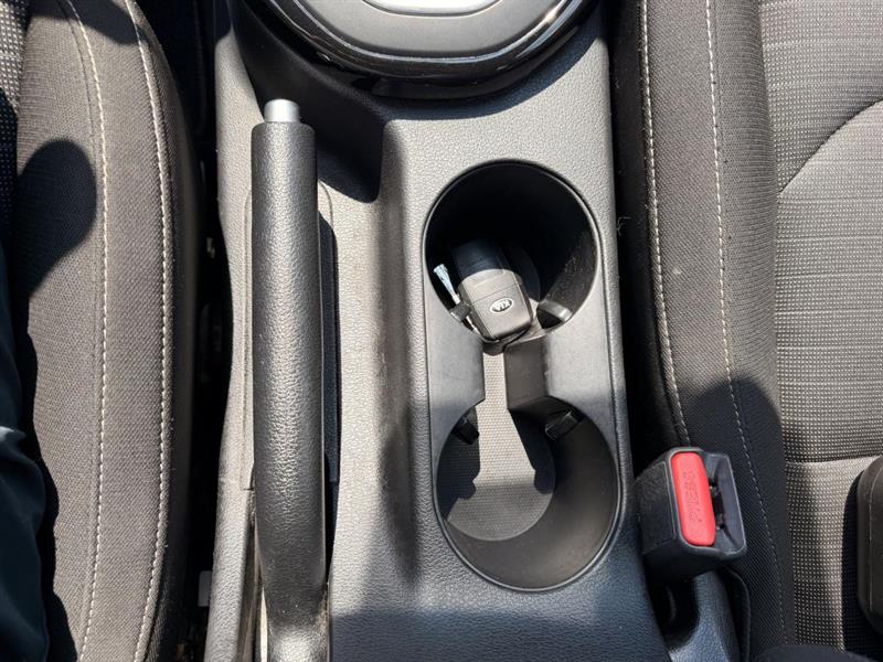 kia Forte 2020 - 27