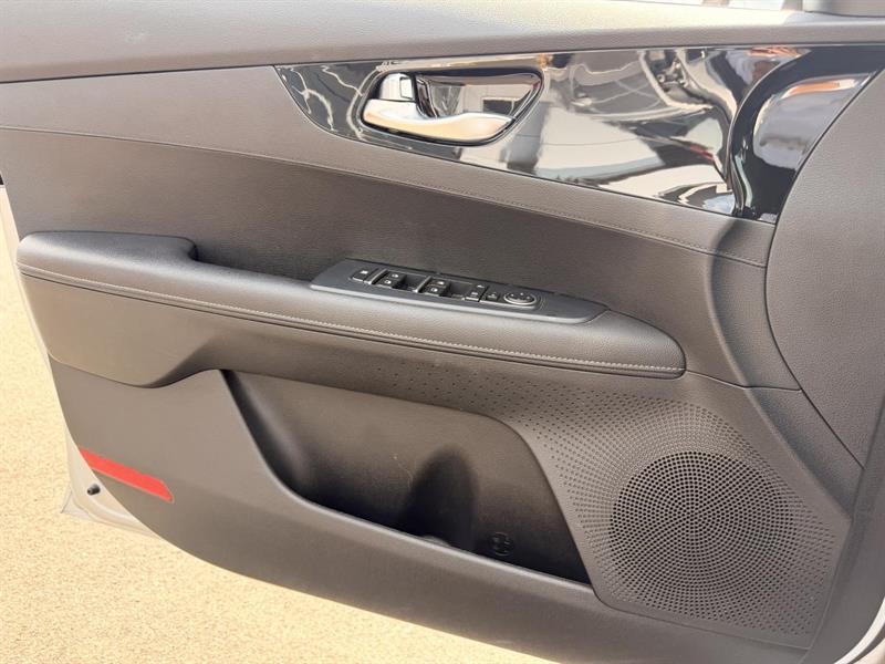 kia Forte 2020 - 28