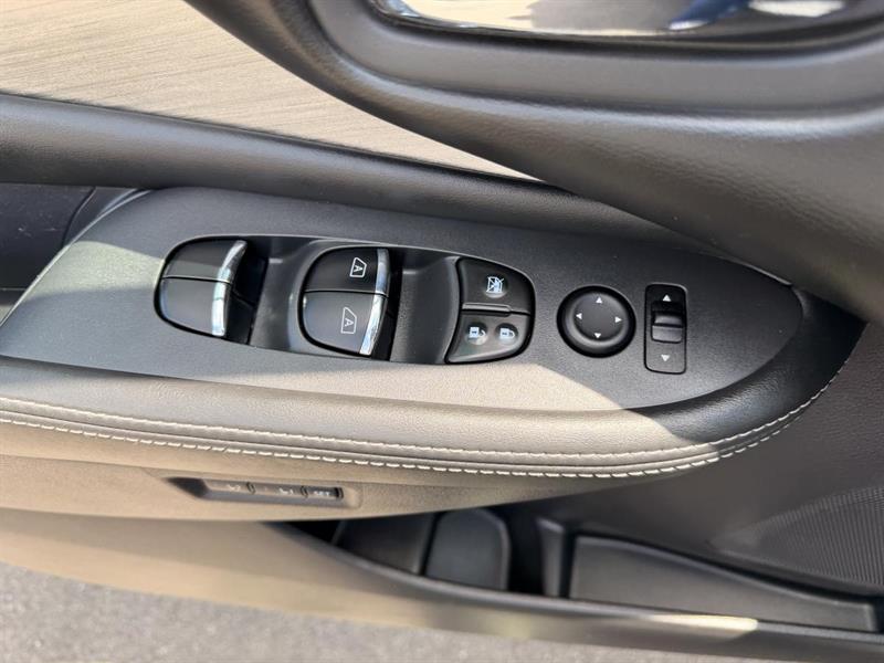 nissan Murano 2017 - 32