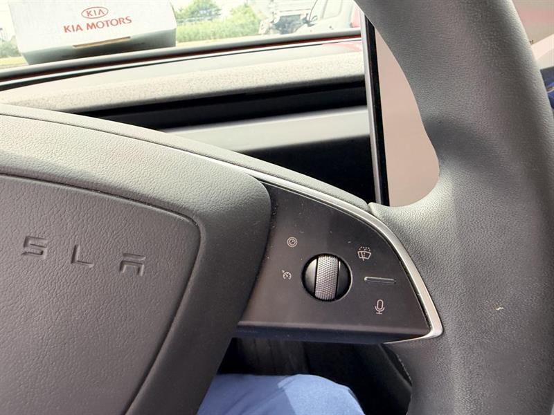 tesla Model 3 2024 - 17