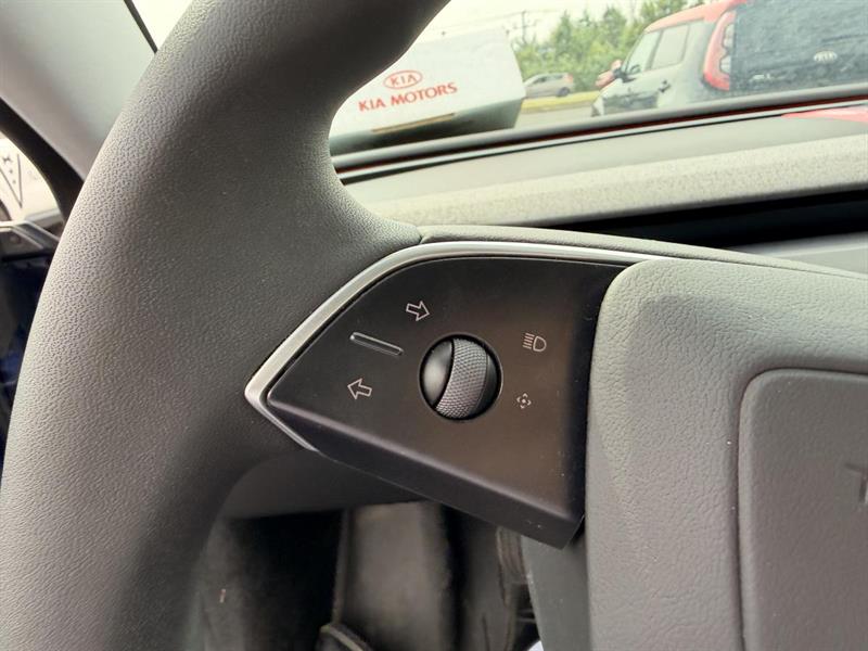tesla Model 3 2024 - 18
