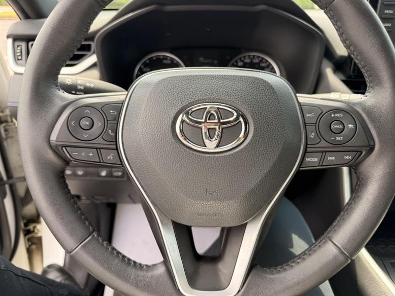 toyota RAV4 2022 - 16