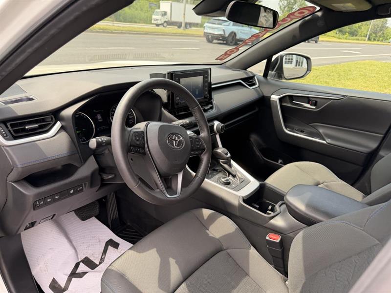 toyota RAV4 2022 - 18