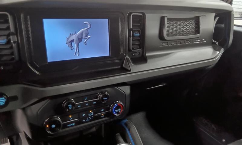ford Bronco 2022 - 25