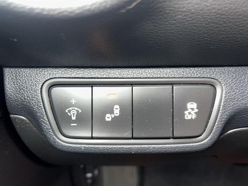 kia Forte 2022 - 19