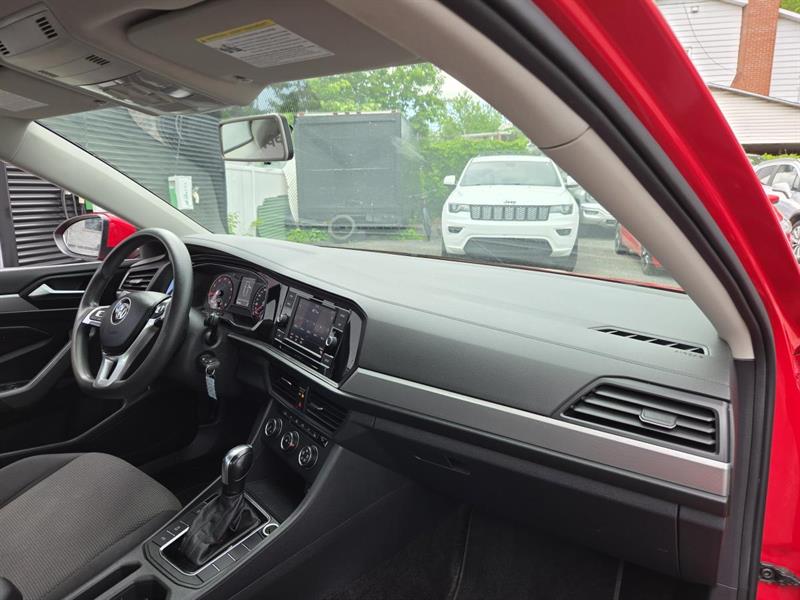 volkswagen Jetta 2019 - 10