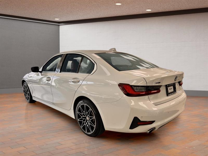 bmw 330e 2022 - 5