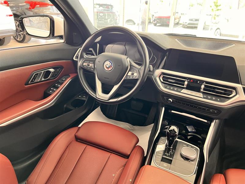 bmw 330e 2022 - 10