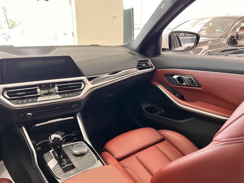 bmw 330e 2022 - 12