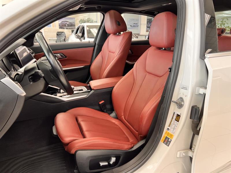 bmw 330e 2022 - 13
