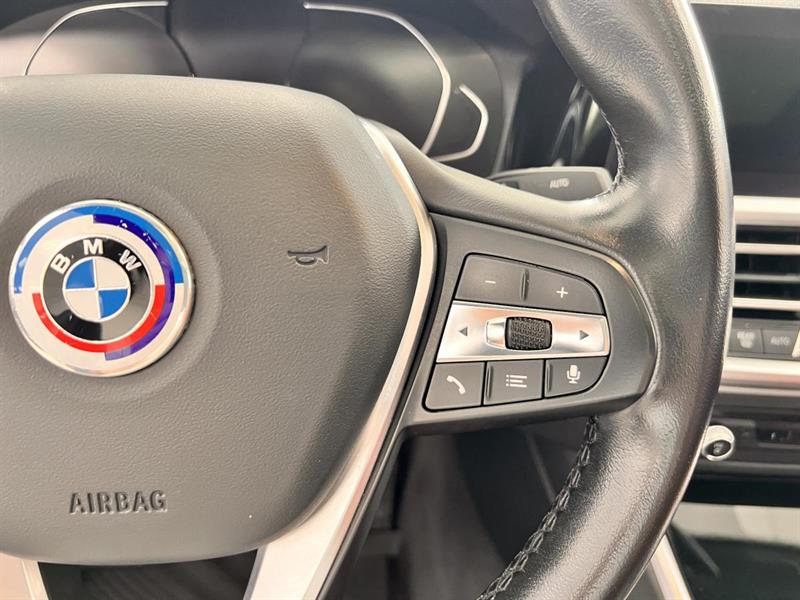 bmw 330e 2022 - 26