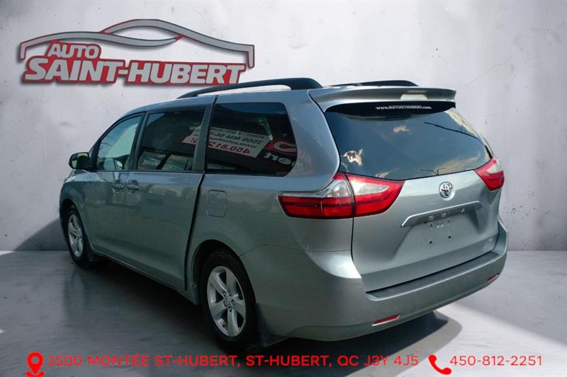 toyota Sienna 2015 - 7