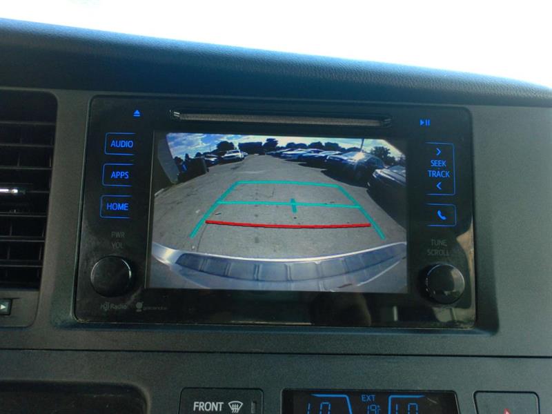toyota Sienna 2015 - 17