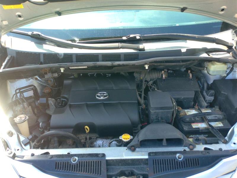 toyota Sienna 2015 - 19