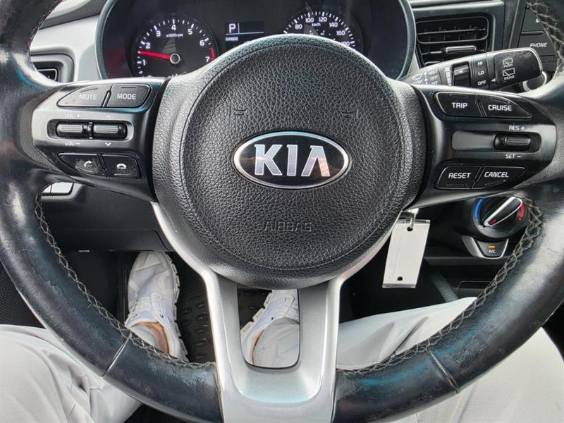 kia Rio5 2020 - 11