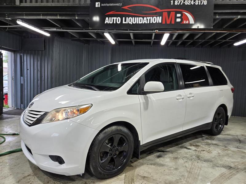 toyota Sienna 2016