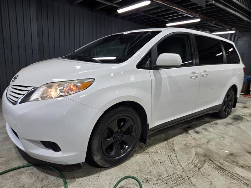 toyota Sienna 2016 - 3