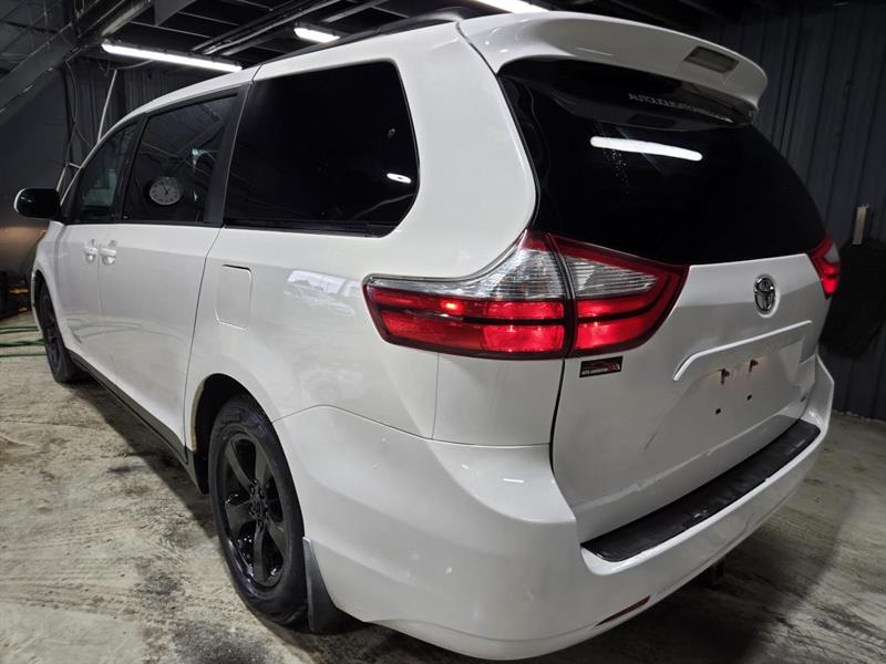 toyota Sienna 2016 - 5