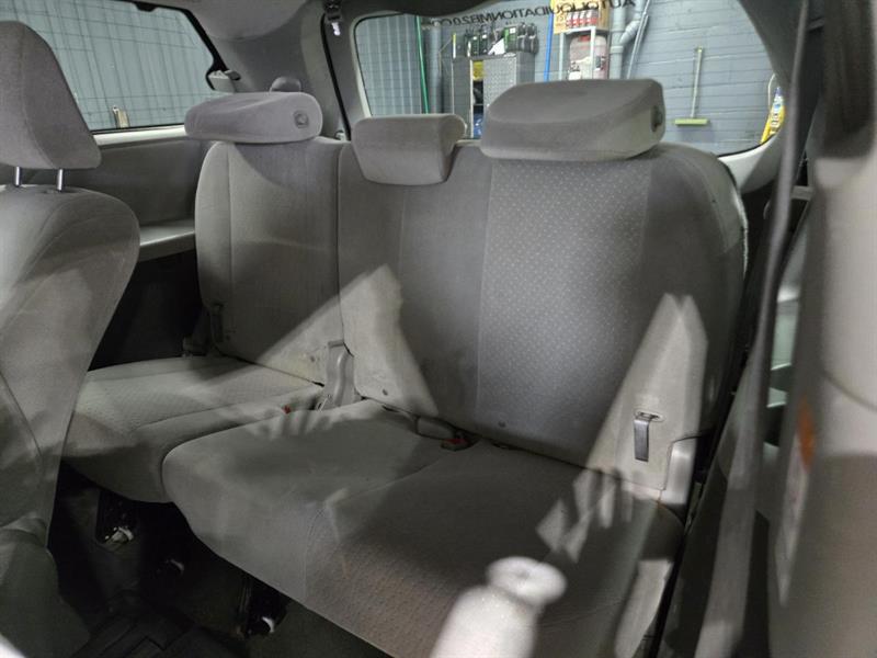 toyota Sienna 2016 - 12