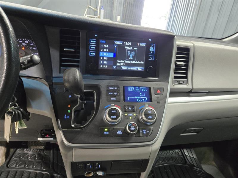 toyota Sienna 2016 - 15
