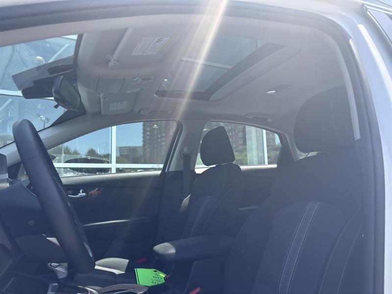 kia Forte 2023 - 10