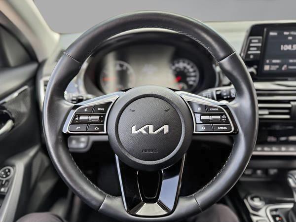 kia Seltos 2023 - 12