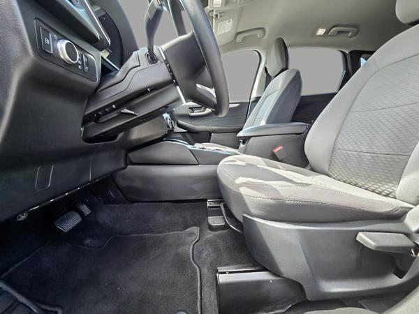 ford Escape 2022 - 11