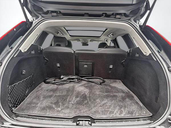 volvo XC60 Recharge 2023 - 10